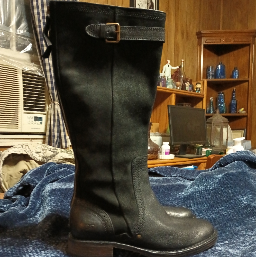 UGG Women Castile Tall Boots Black Leather Suede 1003294 Size 8.5